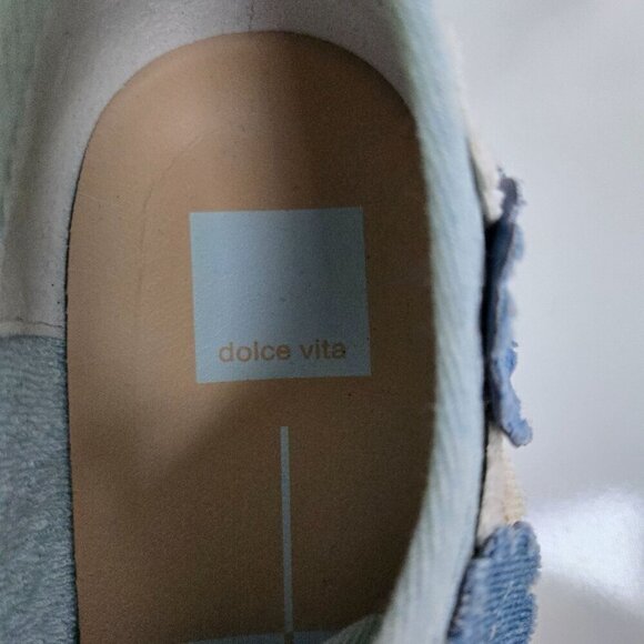 Dolce Vita Robbin Sneakers Light Blue Denim 3D Flower Embellished Size 8.5 - Picture 7 of 8